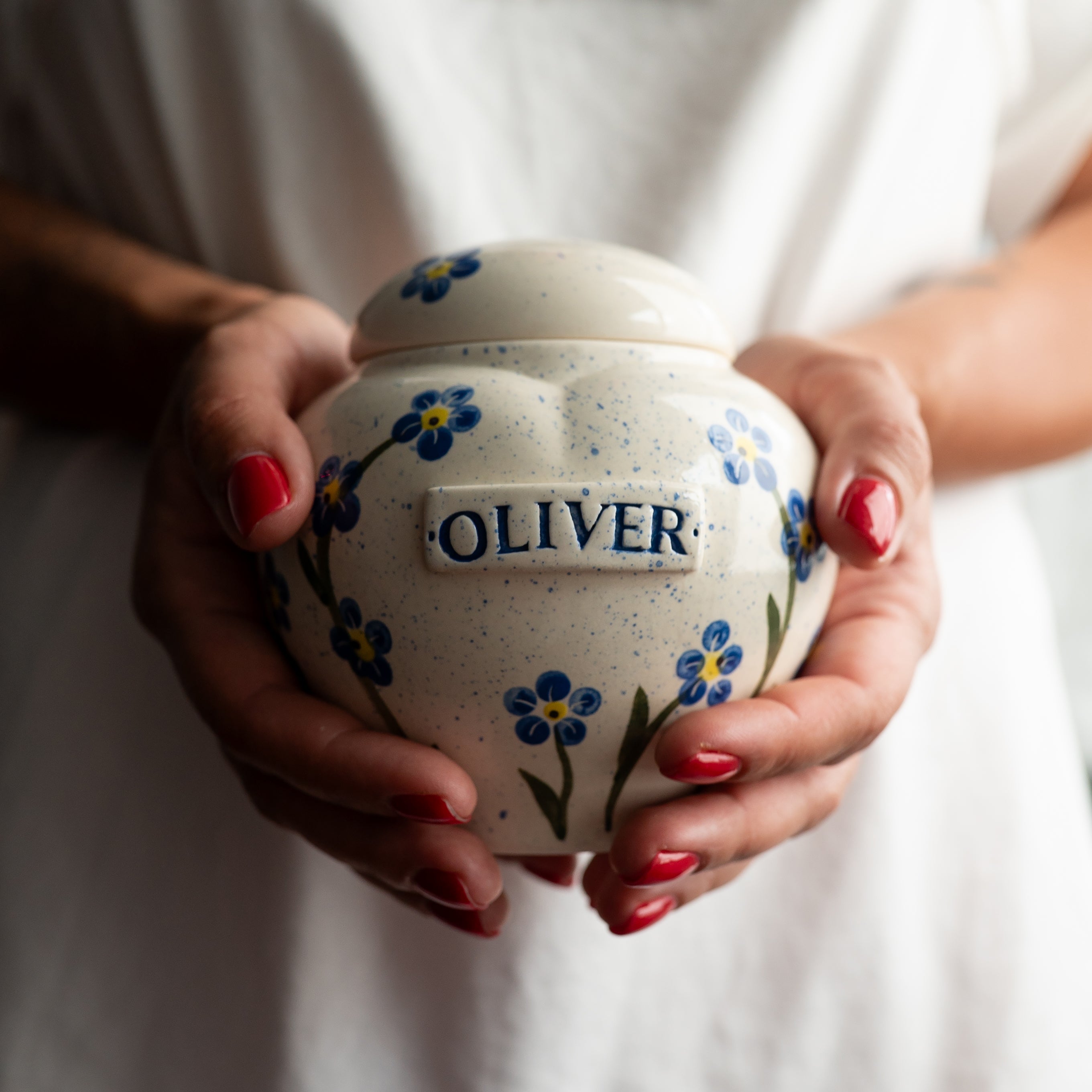 Forget me not Pet Urn, Ceramic Heart Urn for Ashes