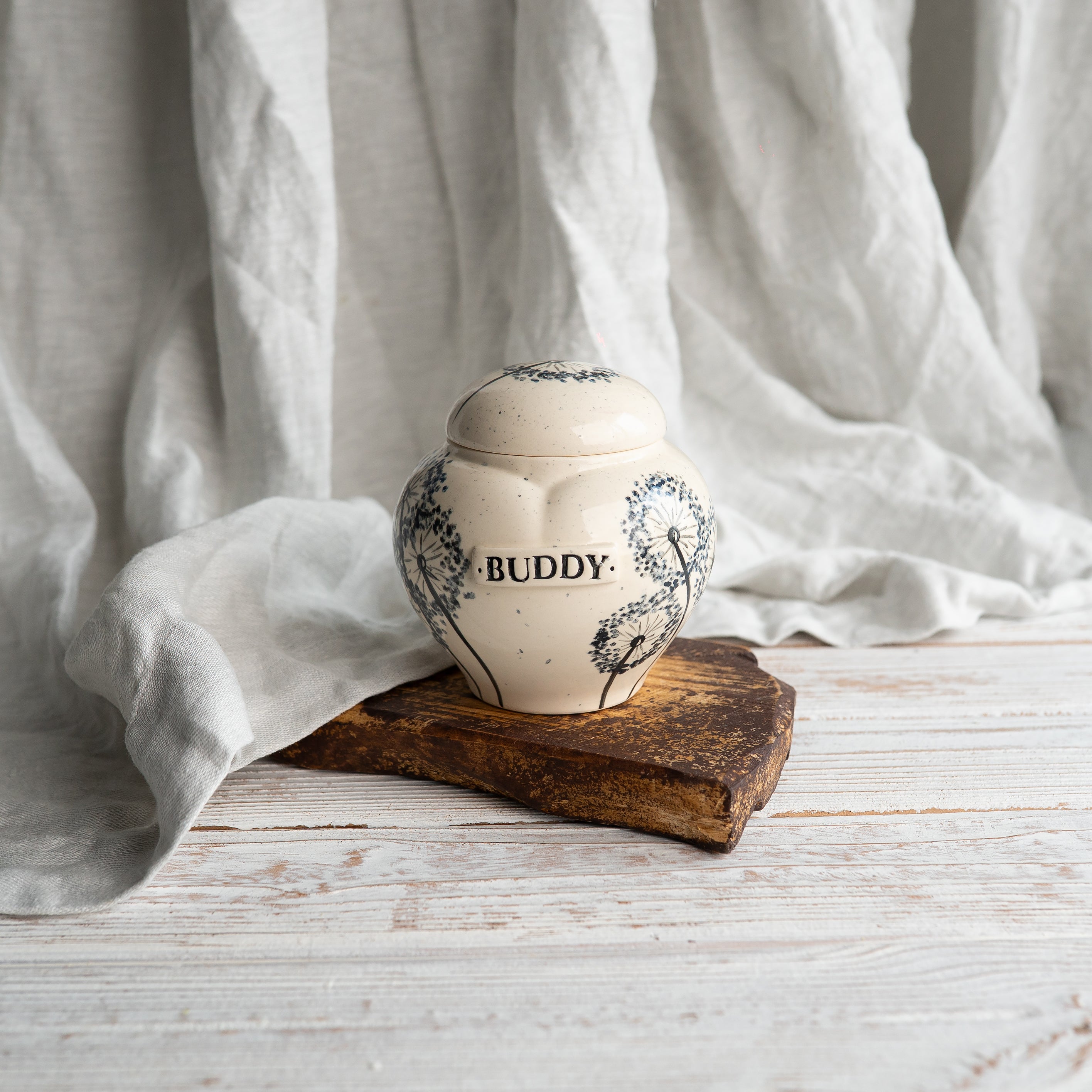 Dandelion Pet Urn, Ceramic Heart Urn for Ashes