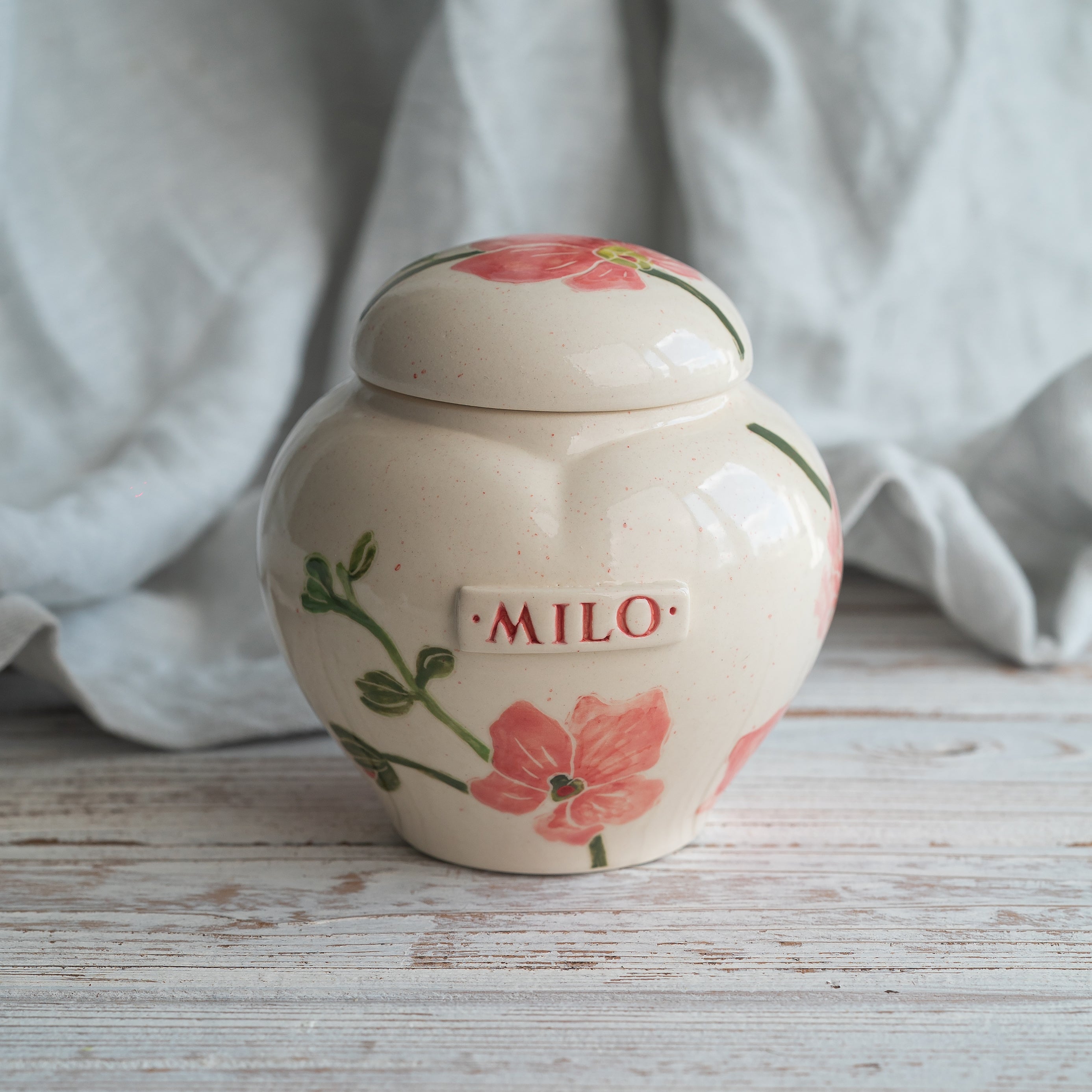 orchid Pet Urn, Ceramic Urn for Ashes, Creamation Urn, Heart Urn for Pets, Dog Urn, Cat Urn