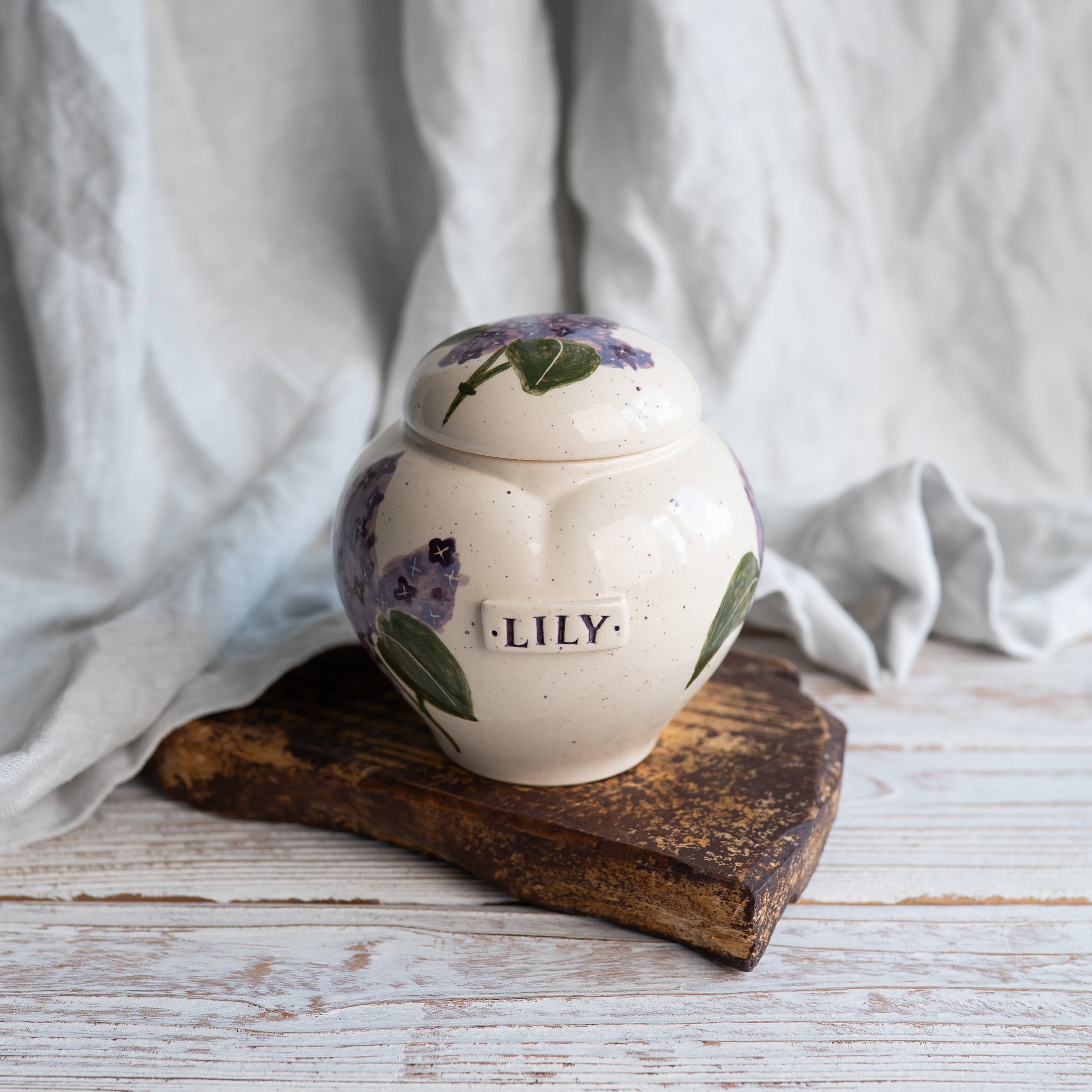 Lilac Pet Urn, Ceramic Urn for Ashes, Creamation Urn, Heart Urn for Pets, Dog Urn, Cat Urn