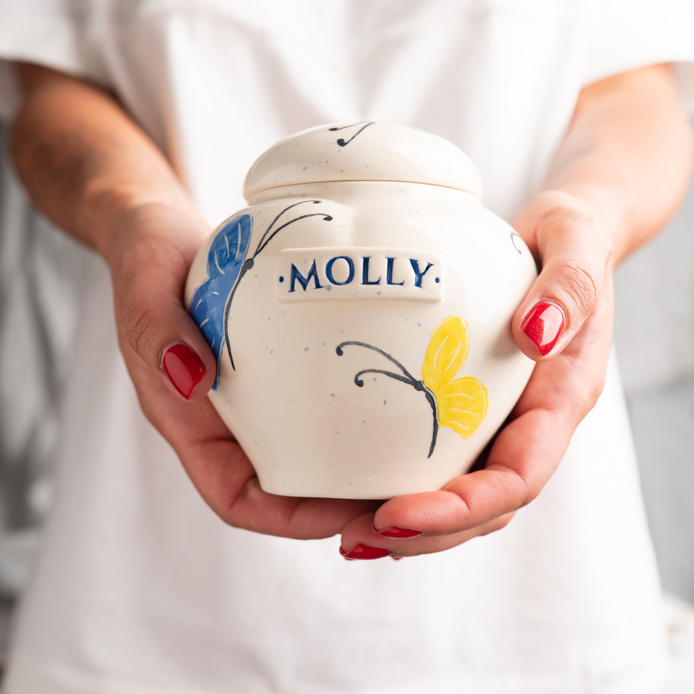 Butterfly Pet Urn, Ceramic Urn for Ashes, Creamation Urn, Heart Urn for Pets, Dog Urn, Cat Urn