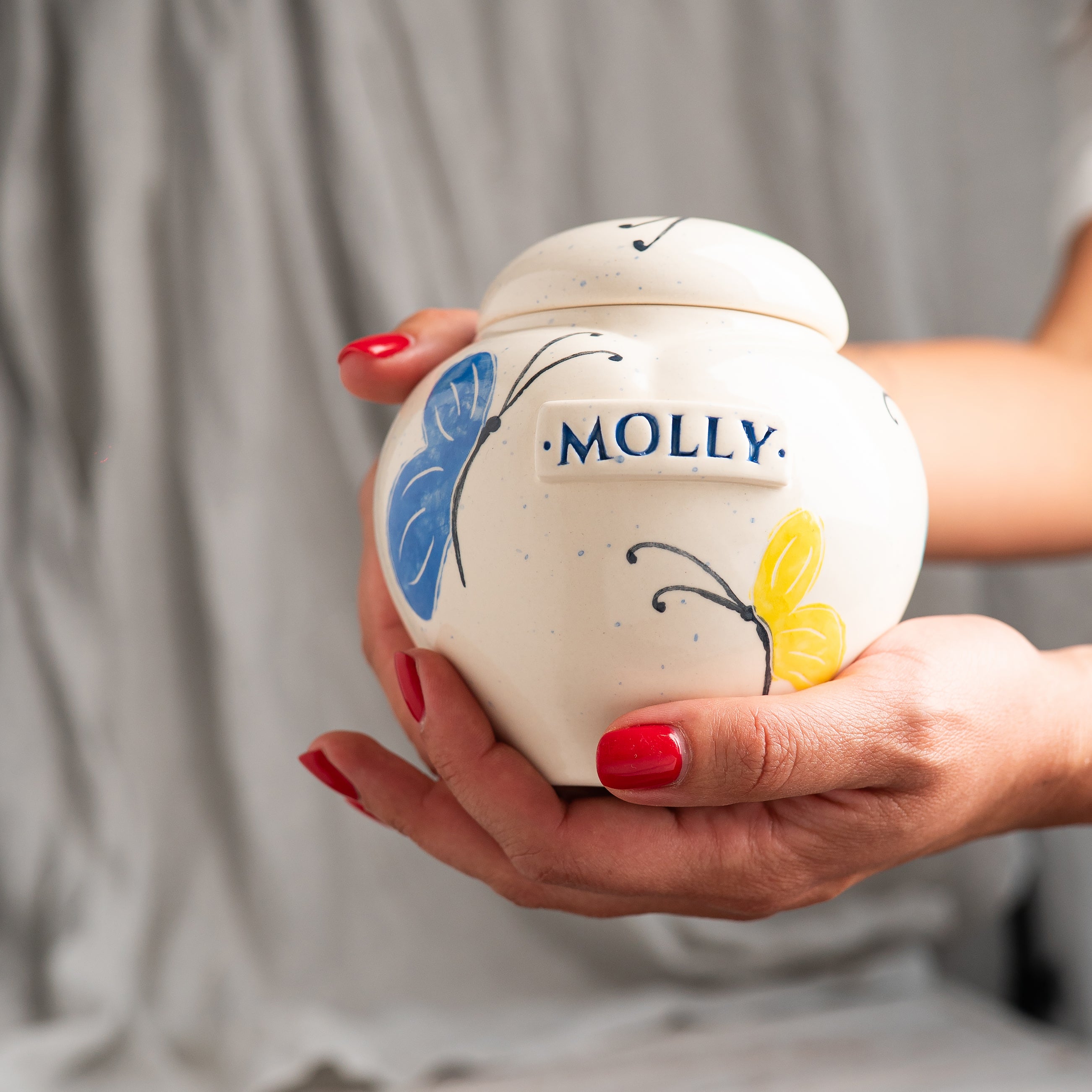 Butterfly Pet Urn, Ceramic Urn for Ashes, Creamation Urn, Heart Urn for Pets, Dog Urn, Cat Urn