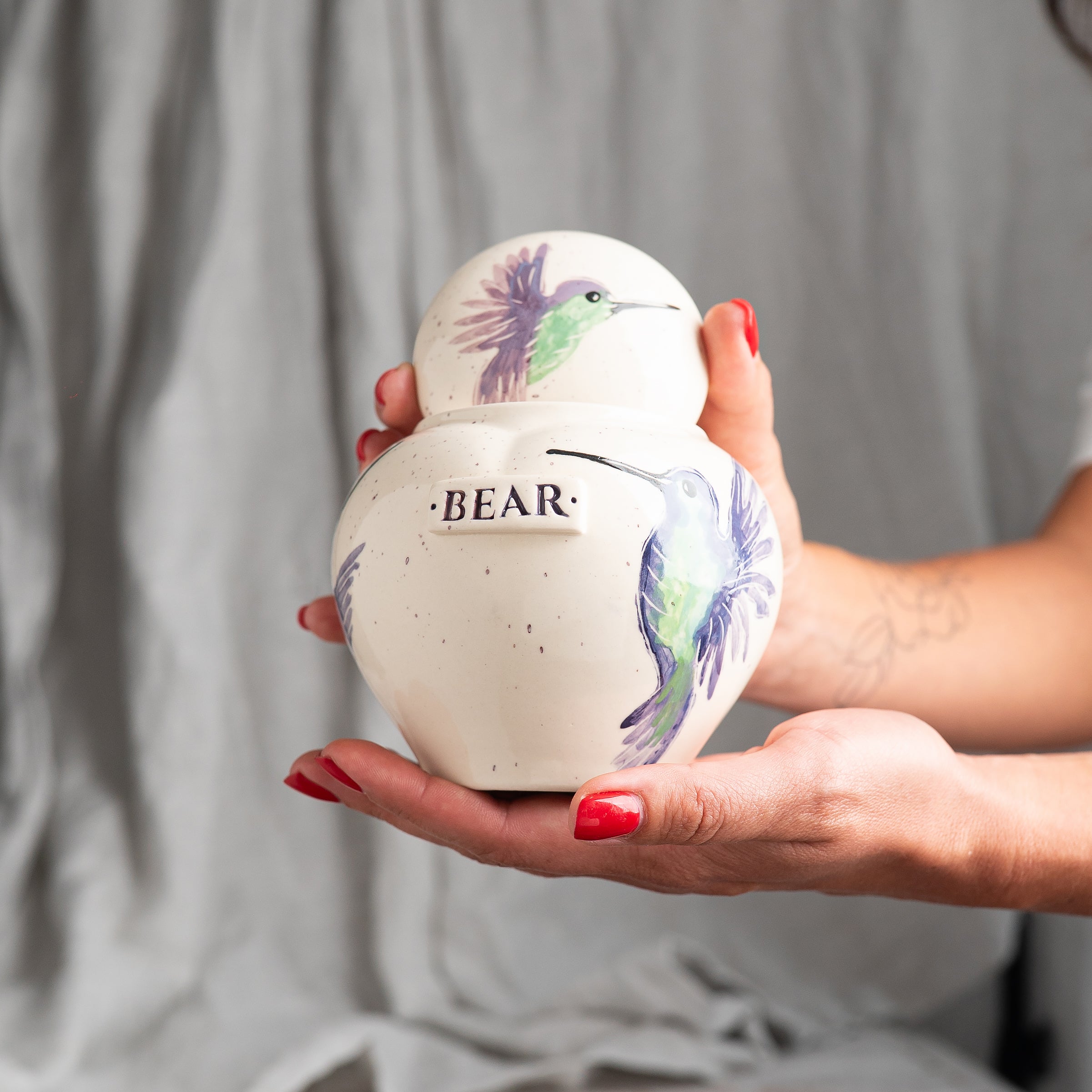 Bird Pet Urn, Ceramic Urn for Ashes, Creamation Urn, Heart Urn for Pets, Dog Urn, Cat Urn