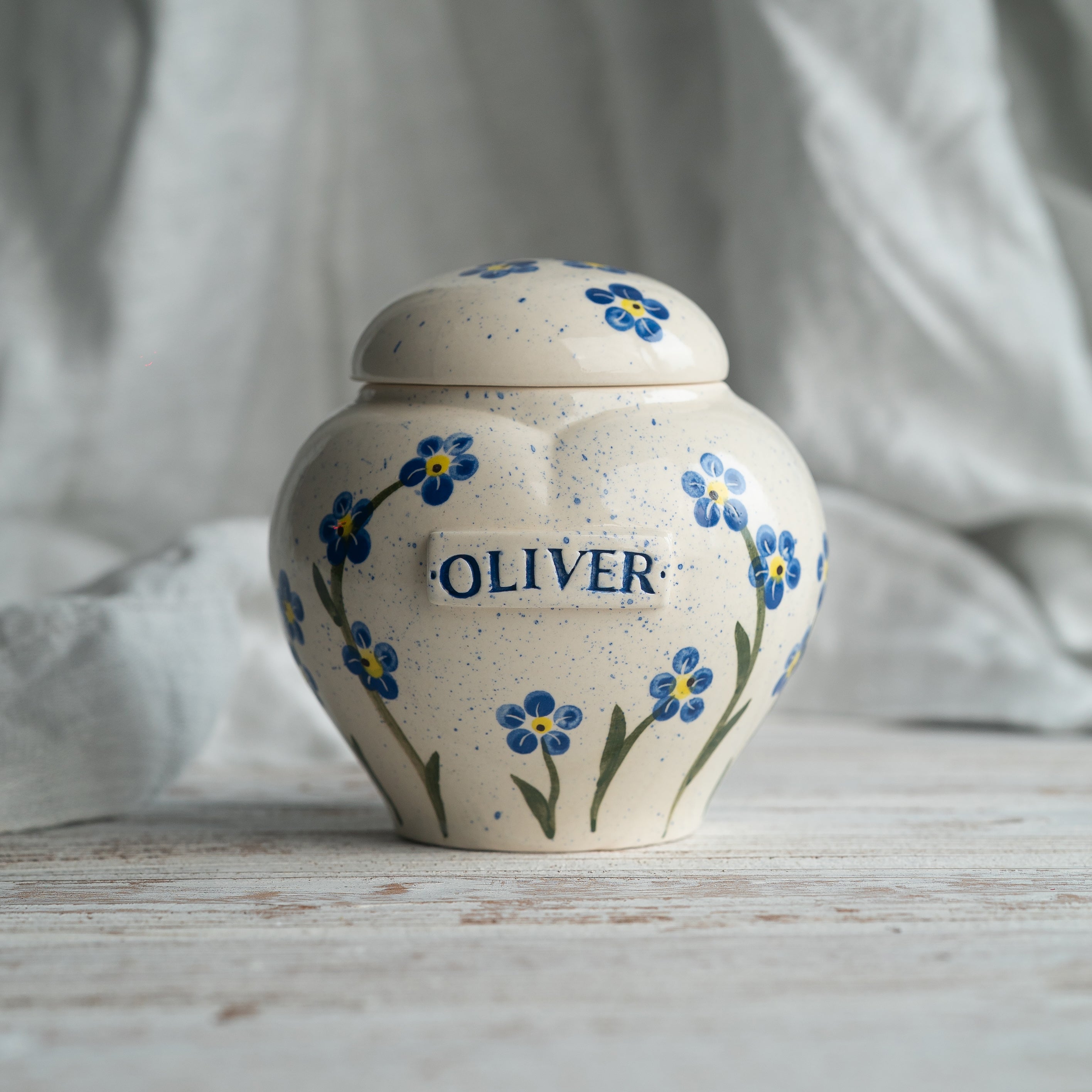 Forget me not Pet Urn, Ceramic Heart Urn for Ashes
