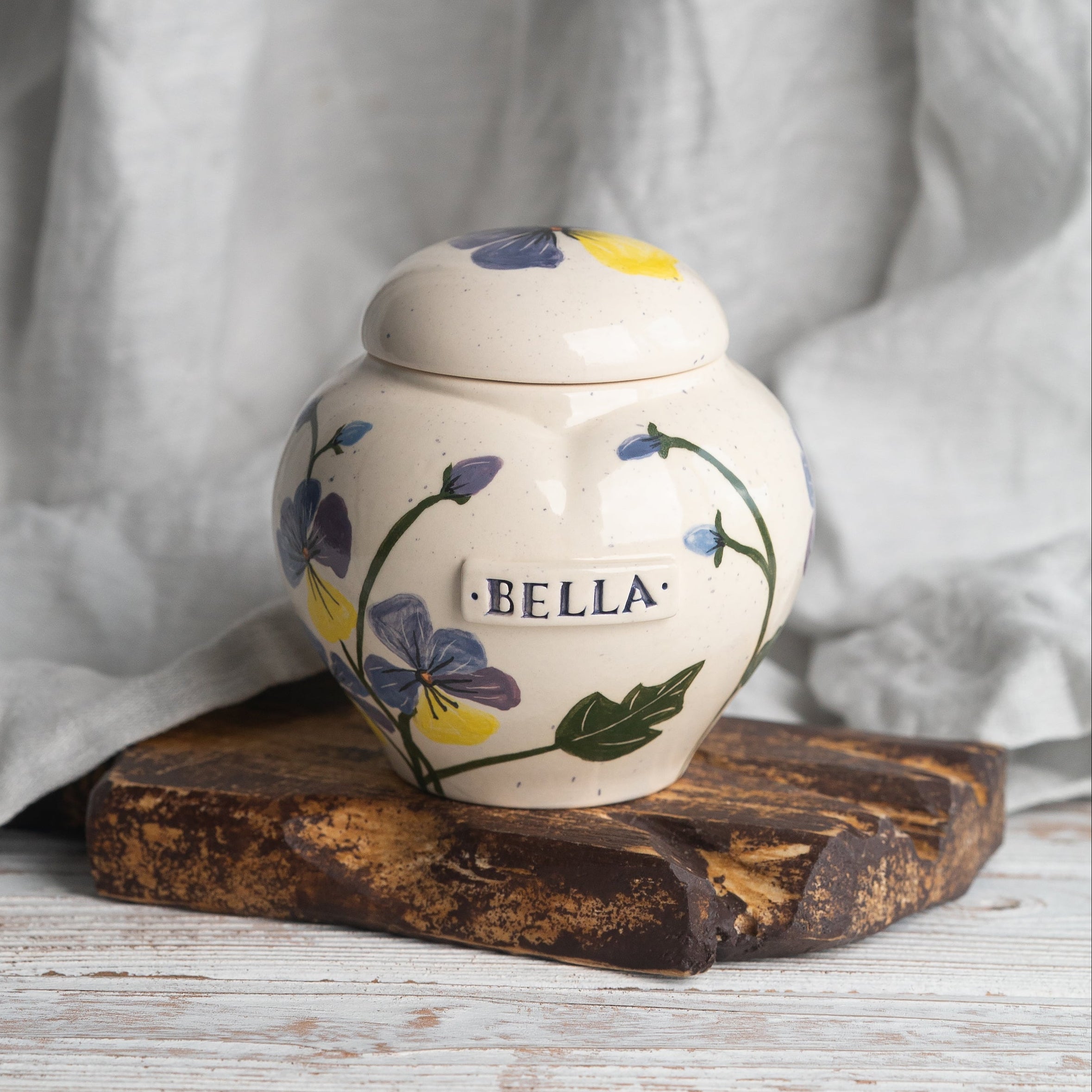 pansies Pet Urn, Ceramic Urn for Ashes, Creamation Urn, Heart Urn for Pets, Dog Urn, Cat Urn
