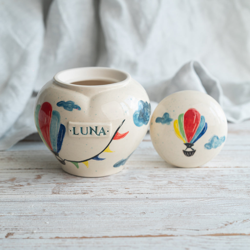 Balloon Pet Urn, Ceramic Urn for Ashes, Creamation Urn, Heart Urn for Pets, Dog Urn, Cat Urn