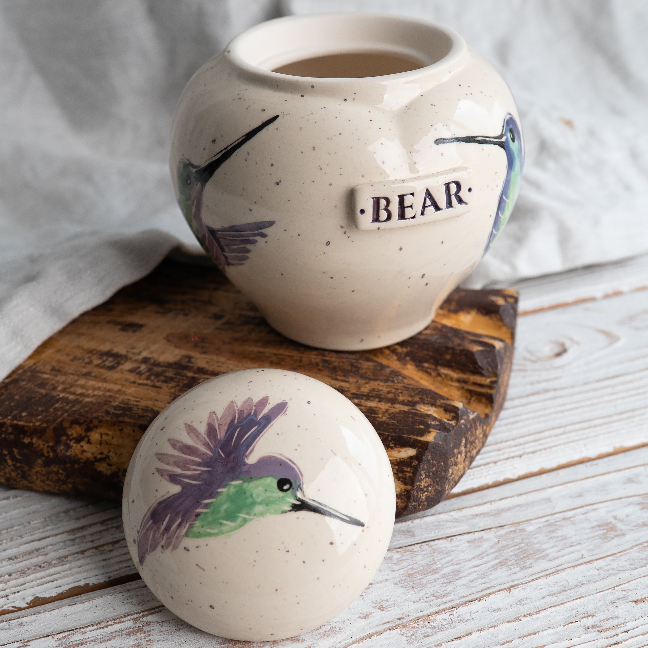 Bird Pet Urn, Ceramic Urn for Ashes, Creamation Urn, Heart Urn for Pets, Dog Urn, Cat Urn