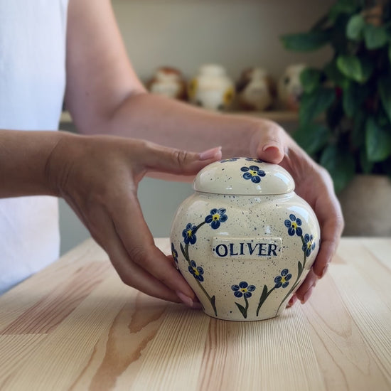 Video showcase of the hand-painted forget-me-nots heart urn